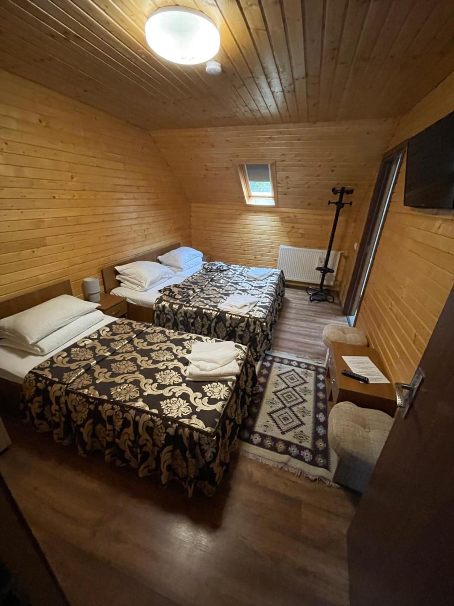 Camping Dragoske Ciofrîngeni Eksteriør billede